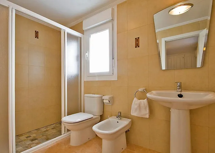 Calalga - Plusholidays *