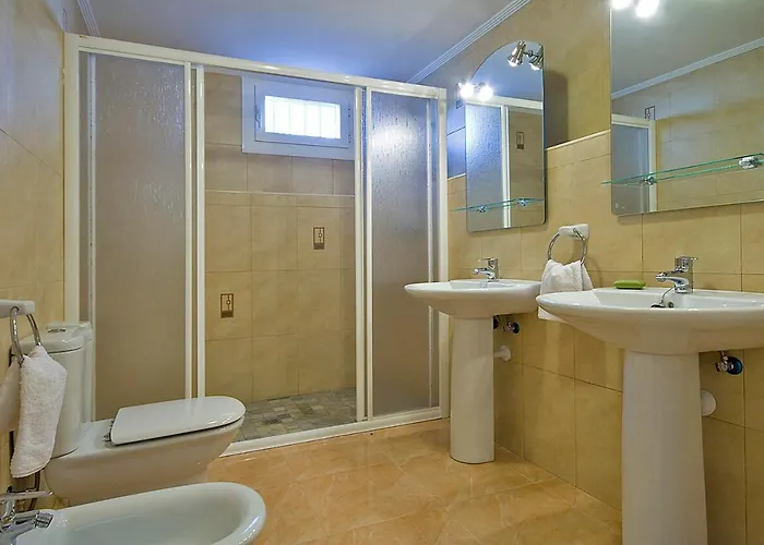 Villa Calalga - Plusholidays *